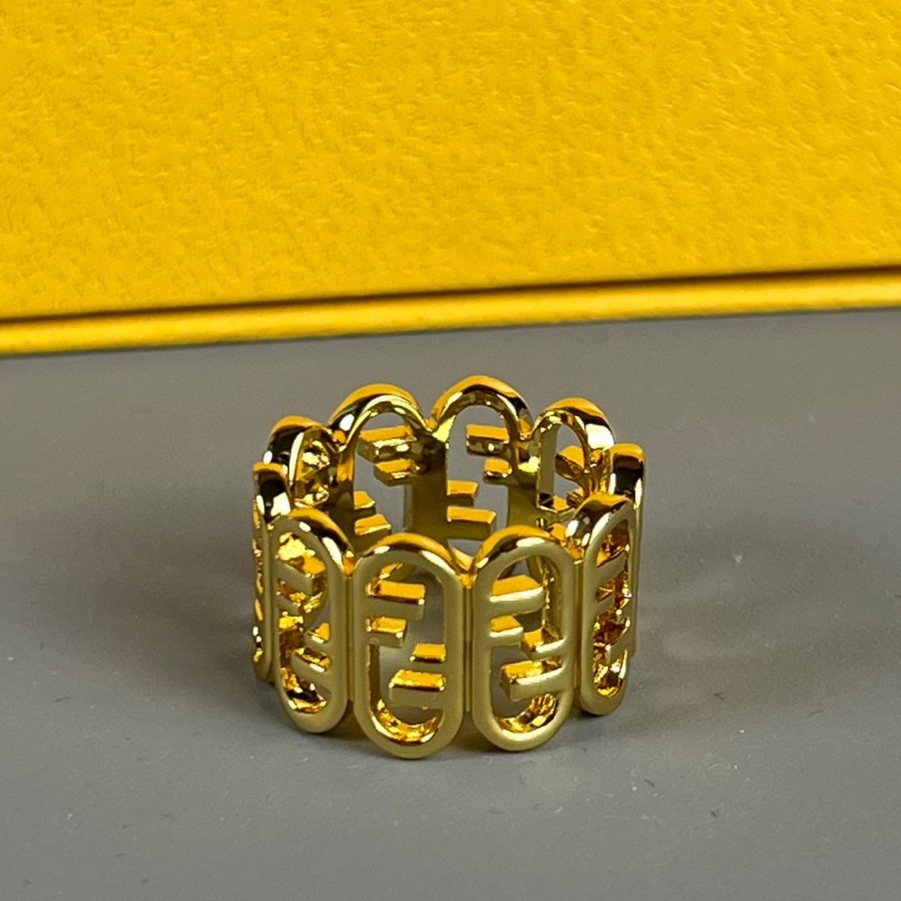 💎✨AUTHENTIC✨💎 Fendi ring